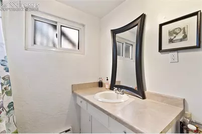1512 E Monument Street, Colorado Springs, CO 80909 - Photo 29