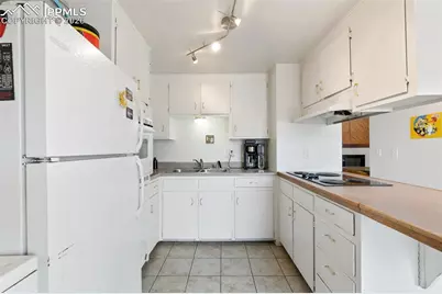 1512 E Monument Street, Colorado Springs, CO 80909 - Photo 9