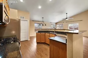 12432 Mount Bross Pl, Peyton, CO 80831 - Photo 7