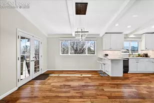 1871 Brookwood Dr, Colorado Springs, CO 80918 - Photo 3