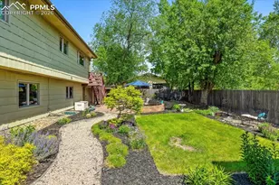 1871 Brookwood Dr, Colorado Springs, CO 80918 - Photo 43