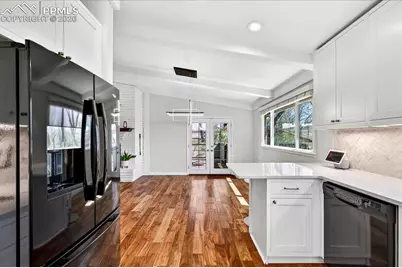 1871 Brookwood Drive, Colorado Springs, CO 80918 - Photo 11