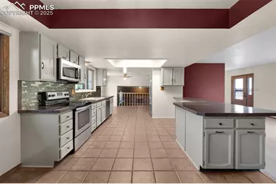 7835 Delmonico Drive, Colorado Springs, CO 80919 - Photo 19