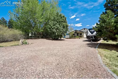 5205 Copper Drive, Colorado Springs, CO 80918 - Photo 5