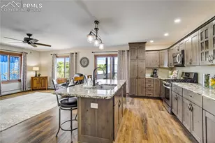 5205 Copper Dr, Colorado Springs, CO 80918 - Photo 7