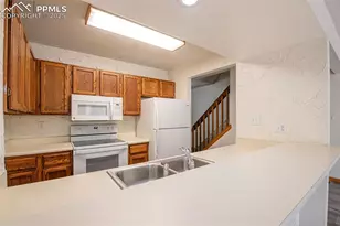 1337 Firefly Cir, Colorado Springs, CO 80916 - Photo 9