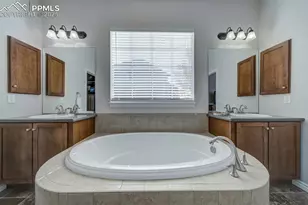 7116 Buckoak Court, Colorado Springs, CO 80927 - Photo 21