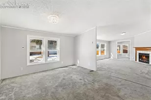 1621 Carltonia St, Pueblo, CO 81006 - Photo 9