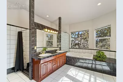 449 S Siesta Lane, Pueblo, CO 81007 - Photo 23
