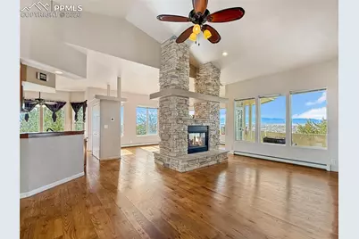 449 S Siesta Lane, Pueblo, CO 81007 - Photo 7