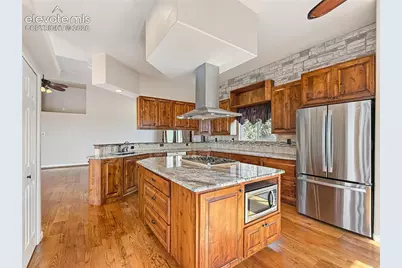 449 S Siesta Lane, Pueblo, CO 81007 - Photo 15