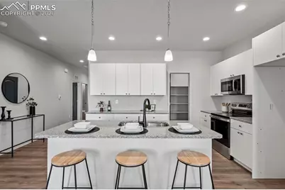 380 S Ashford Drive, Pueblo, CO 81007 - Photo 7