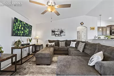 946 E Walden Drive, Pueblo West, CO 81007 - Photo 5