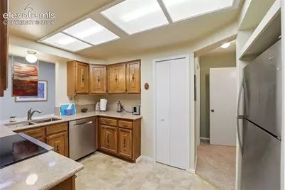 2087 Sussex Lane, Colorado Springs, CO 80909 - Photo 11
