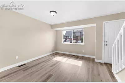 5561 Dunbar Court, Colorado Springs, CO 80918 - Photo 3