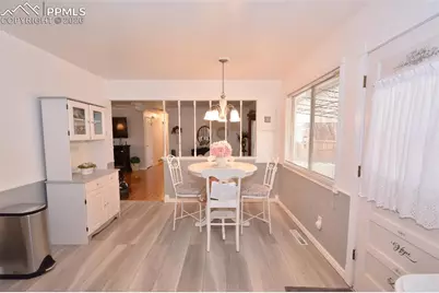 232 S Garo Avenue, Colorado Springs, CO 80910 - Photo 9