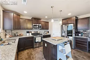 6867 Oak Vine Ct, Colorado Springs, CO 80908 - Photo 3