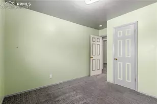 914 Arrawanna St, Colorado Springs, CO 80909 - Photo 17