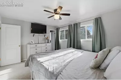 2918 Flintridge Square, Colorado Springs, CO 80918 - Photo 19