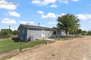 920 E 14th St, La Junta, CO 81050 - Photo 23