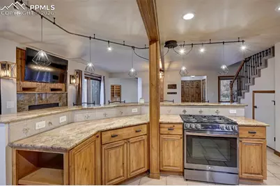 202 Rockledge Court, Manitou Springs, CO 80829 - Photo 15