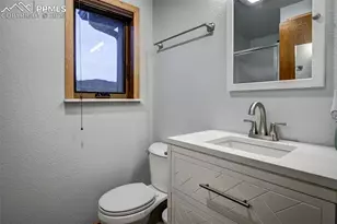 202 Rockledge Ct, Manitou Springs, CO 80829 - Photo 41