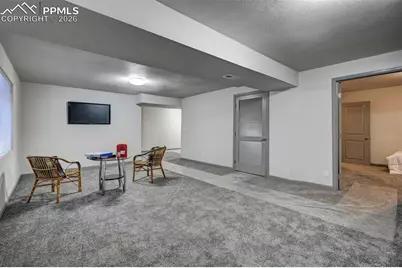 6075 Breeze Court, Colorado Springs, CO 80918 - Photo 41