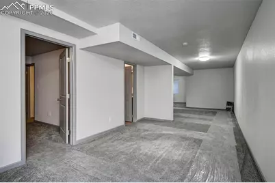 6075 Breeze Court, Colorado Springs, CO 80918 - Photo 33