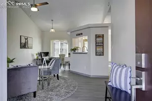 6075 Breeze Ct, Colorado Springs, CO 80918 - Photo 5