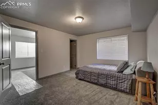 6075 Breeze Ct, Colorado Springs, CO 80918 - Photo 45