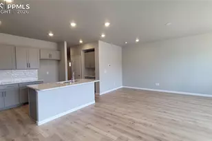 712 Belleza Vw, Colorado Springs, CO 80907 - Photo 13