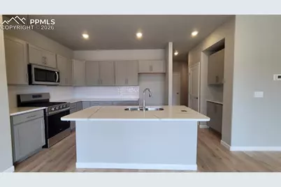 712 Belleza View, Colorado Springs, CO 80907 - Photo 7