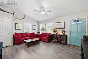 185 Circle Dr, Florissant, CO 80816 - Photo 9