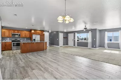 573 W Archer Plaza, Pueblo, CO 81007 - Photo 9