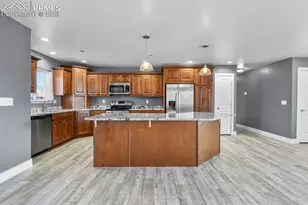 573 W Archer Plaza, Pueblo, CO 81007 - Photo 11