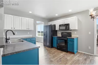 7675 Stormy Way, Colorado Springs, CO 80922 - Photo 11