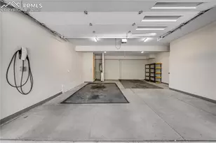 2260 Glenn St, Colorado Springs, CO 80904 - Photo 37