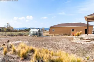 982 W Caliente Dr, Pueblo, CO 81007 - Photo 45