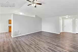 1115 Legend Oak Dr, Fountain, CO 80817 - Photo 7