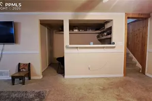 33 Wasatch Dr, Pueblo, CO 81005 - Photo 15