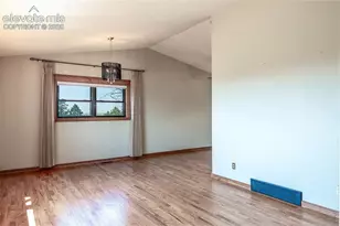 730 Quail Dr, Colorado Springs, CO 80930 - Photo 5