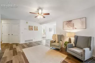 2105 Troy Ct, Colorado Springs, CO 80918 - Photo 7