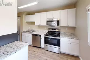 2413 E St Vrain St, Colorado Springs, CO 80909 - Photo 5