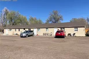 2413 E St Vrain St, Colorado Springs, CO 80909 - Photo 21