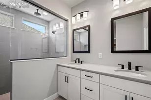 4435 Peak Crst Vw, Colorado Springs, CO 80918 - Photo 15