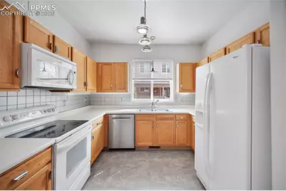 7215 Mount Higgins Heights, Colorado Springs, CO 80922 - Photo 13