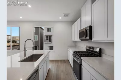 10752 Lewanee Point, Colorado Springs, CO 80908 - Photo 9