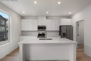 10752 Lewanee Pt, Colorado Springs, CO 80908 - Photo 7