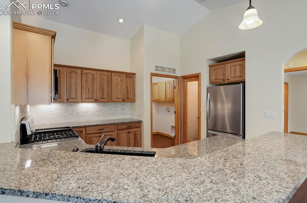 1116 Ptarmigan Dr, Woodland Park CO 80863-8004 exterior