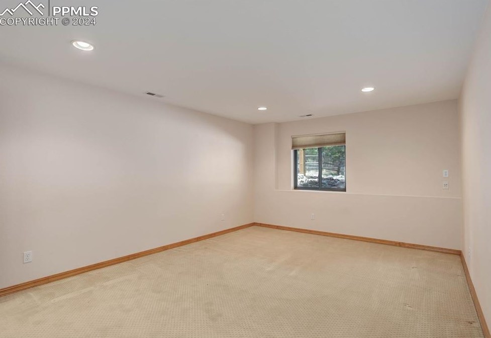 1116 Ptarmigan Dr, Woodland Park CO 80863-8004 exterior